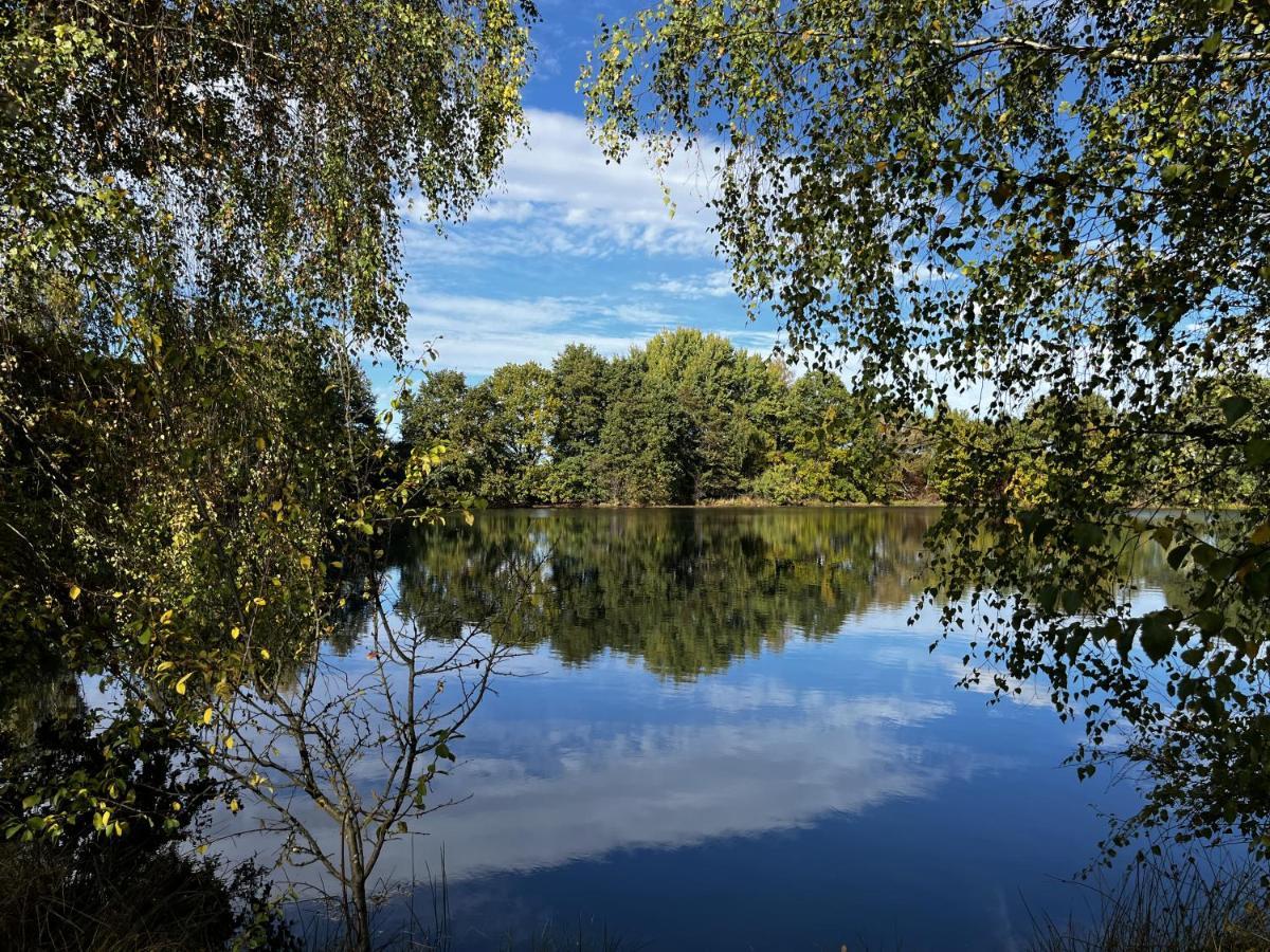 Am Dillich - Ruhige Lage - Eigener Garten - Direkt Neben Einem Natursee Apartment
