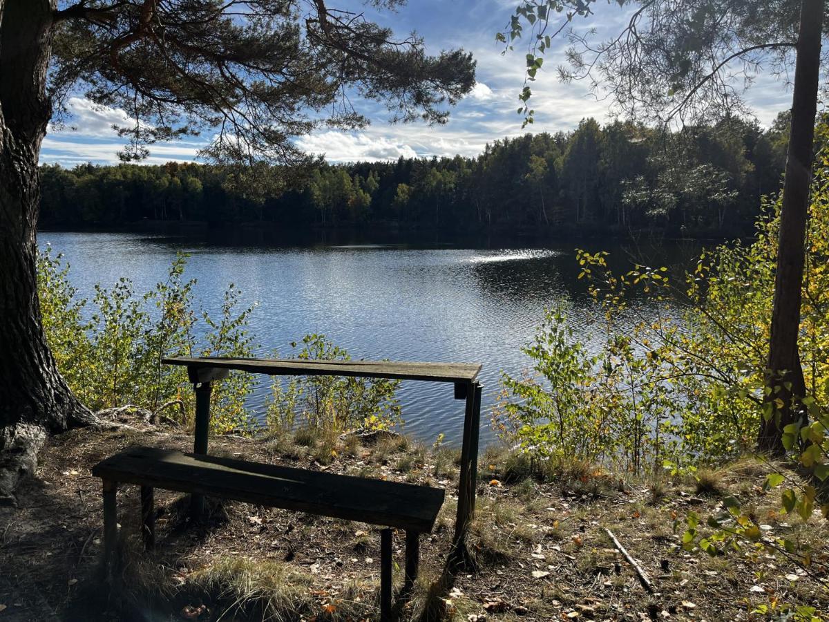 Am Dillich - Ruhige Lage - Eigener Garten - Direkt Neben Einem Natursee Borken (Hessen)