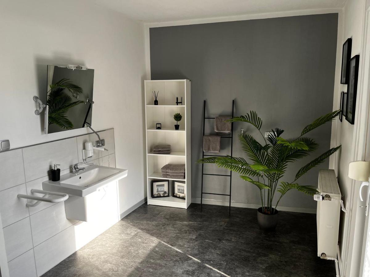 Apartment Am Dillich - Ruhige Lage - Eigener Garten - Direkt Neben Einem Natursee Borken (Hessen)